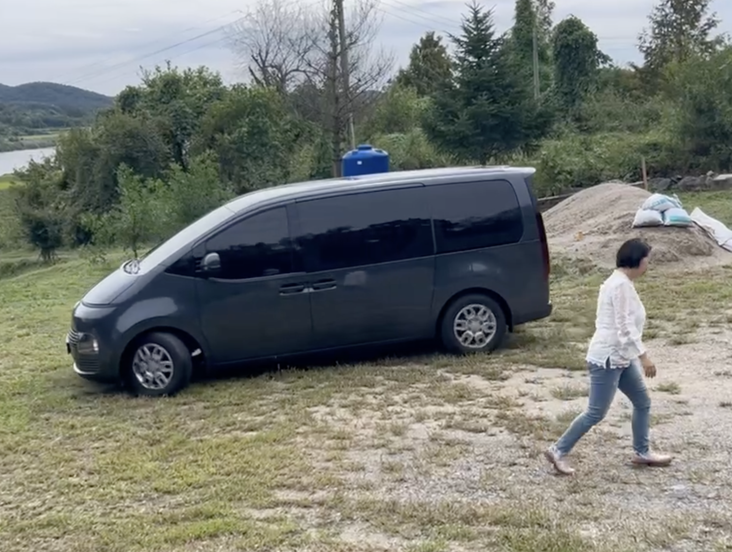 Unstuck Van