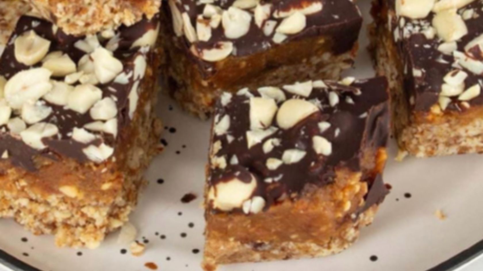 Raw Snickers Slice