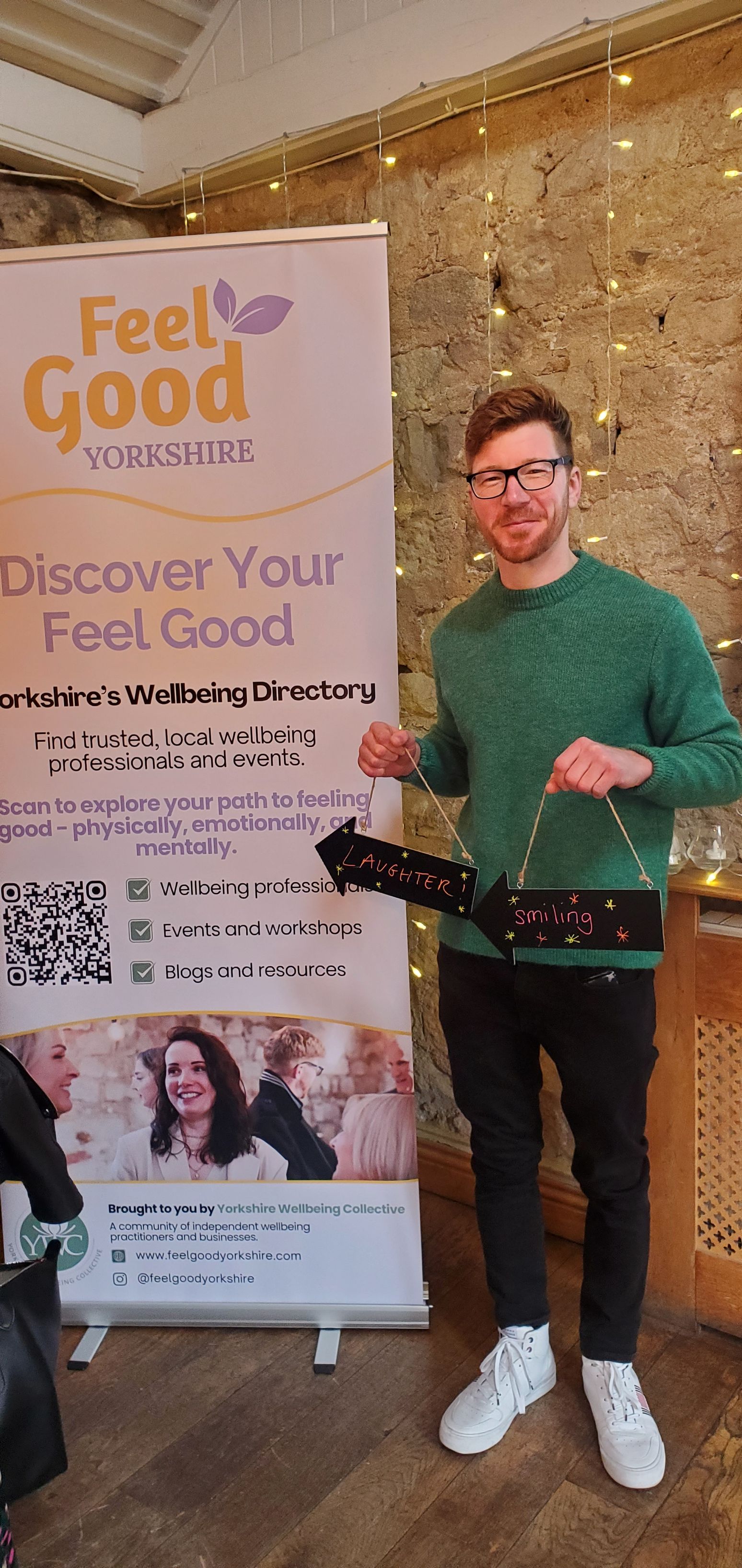 Image of Mark O'Hanlon at Red Sage Holistic Therapies clinic in Ossett, Wakefield, west Yorkshire, Hypnotherapy for anxiety, quit smoking, quit vaping, fear of flying, phobias, weight loss, panic disorder, panic attacks, stress, PTSD, insomnia, sleep disorder, addictions, low confidence, eating disorders