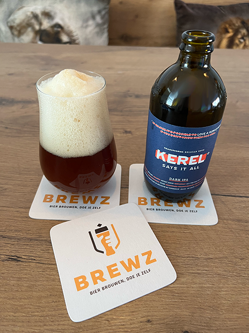 Onze eigen ontworpen bierviltjes met Brewz logo