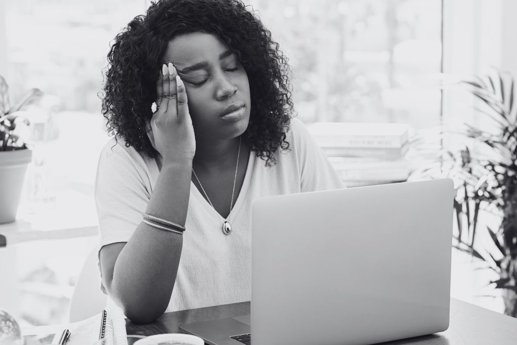 Warum die Perimenopause das Risiko für Burnout erhöht