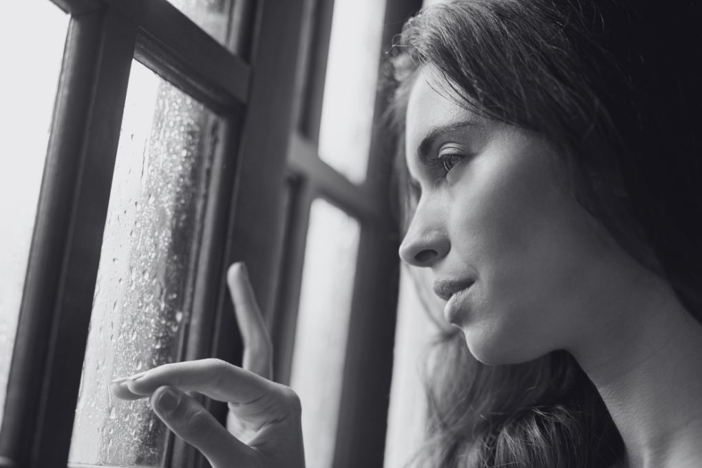 Depression in den Wechseljahren: Wie Hormone die Stimmung beeinflussen und wie Östrogen hilft